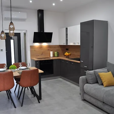 Apartament Hollywood *